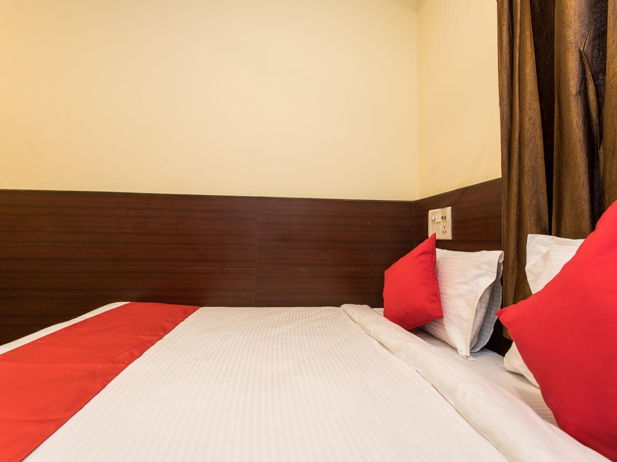 Oyo 11945 Hotel Glory Palace Indore Luaran gambar