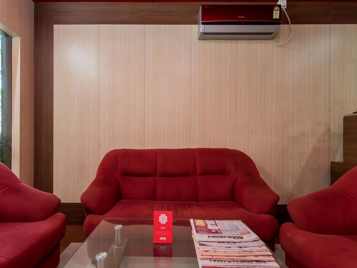 Oyo 11945 Hotel Glory Palace Indore Luaran gambar