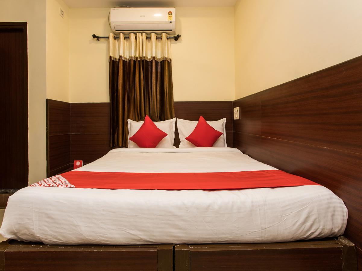 Oyo 11945 Hotel Glory Palace Indore Luaran gambar