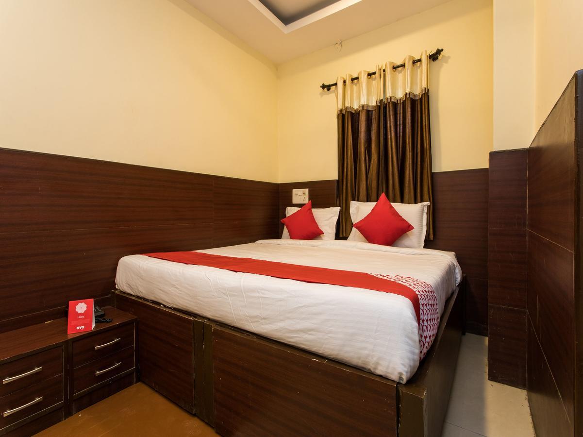 Oyo 11945 Hotel Glory Palace Indore Luaran gambar