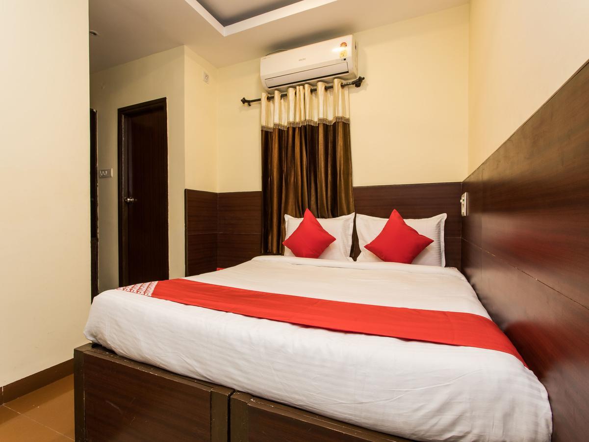 Oyo 11945 Hotel Glory Palace Indore Luaran gambar