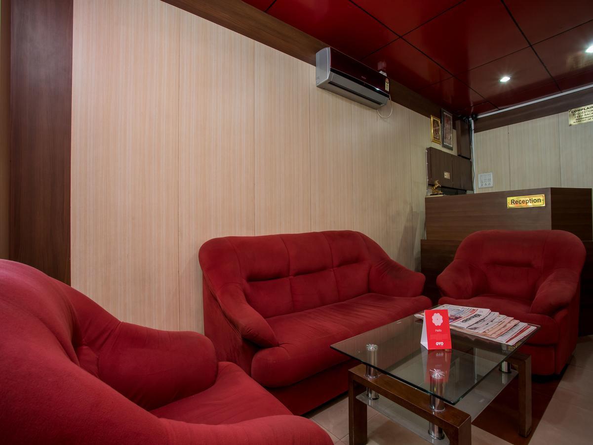 Oyo 11945 Hotel Glory Palace Indore Luaran gambar